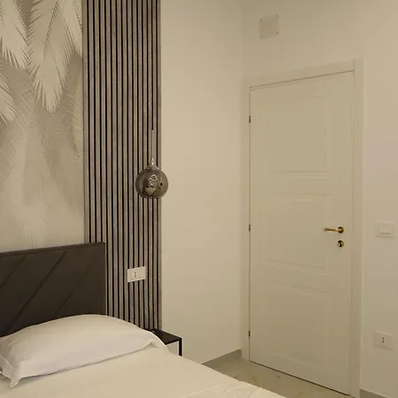 Umberto Golden House Apartment *