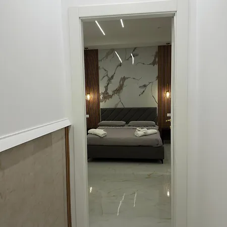 Umberto Golden House Apartment
